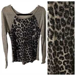 Love Express Woman's Leopard Cheetah Sequence Animal Print Shirt Sz SP